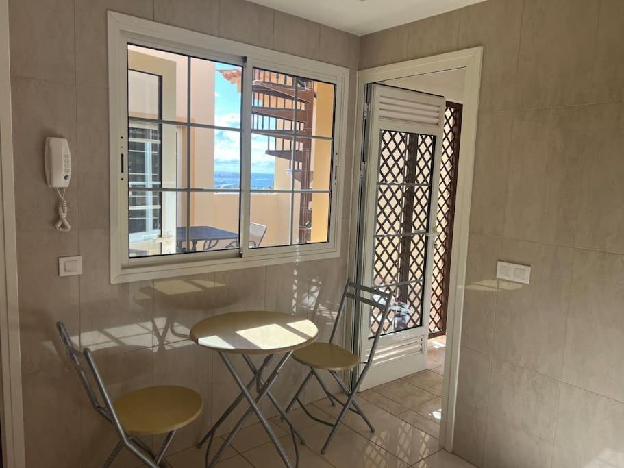 33 Pleasures Del Duque Apartment Costa Adeje  Eksteriør billede
